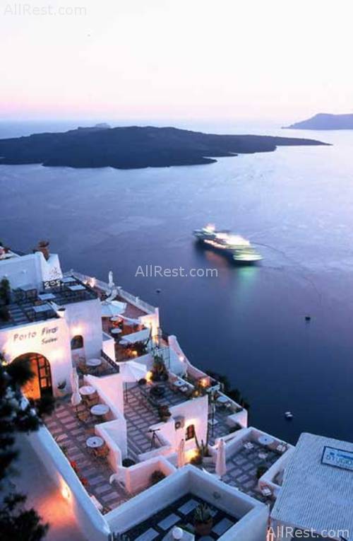 Porto Fira Suites 5